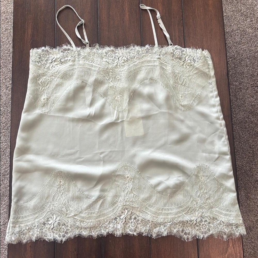 Lace Cami Top - Picture 3 of 4